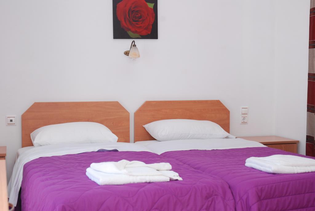 Pension Katerina Studios Tourlos Room photo